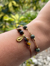 Load image into Gallery viewer, Tigers Eye Bracelet Set - Brass
