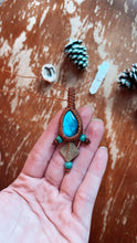 Load image into Gallery viewer, Blue Labradorite
