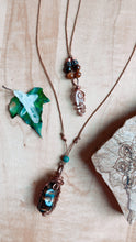 Load image into Gallery viewer, Quartz + Tigers Eye Set
