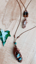 Load image into Gallery viewer, Quartz + Tigers Eye Set
